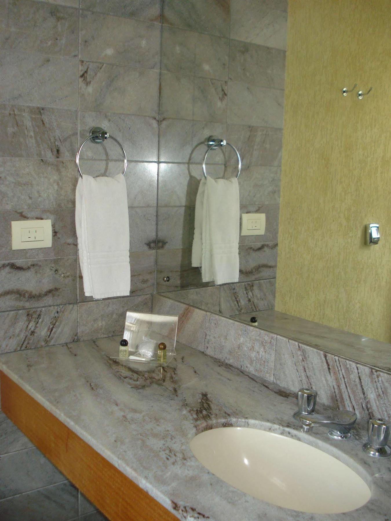Duomo Park Hotel Curitiba Buitenkant foto